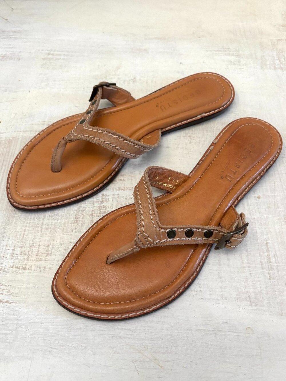 Bed Stu Leather Thong Sandal Slip Buckle On Size 8